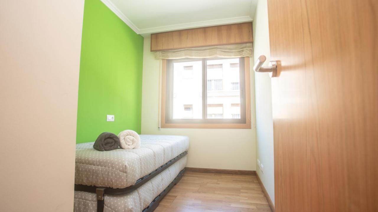 Apartamento En El Centro Con Plaza De Garaje A Guarda Exterior foto