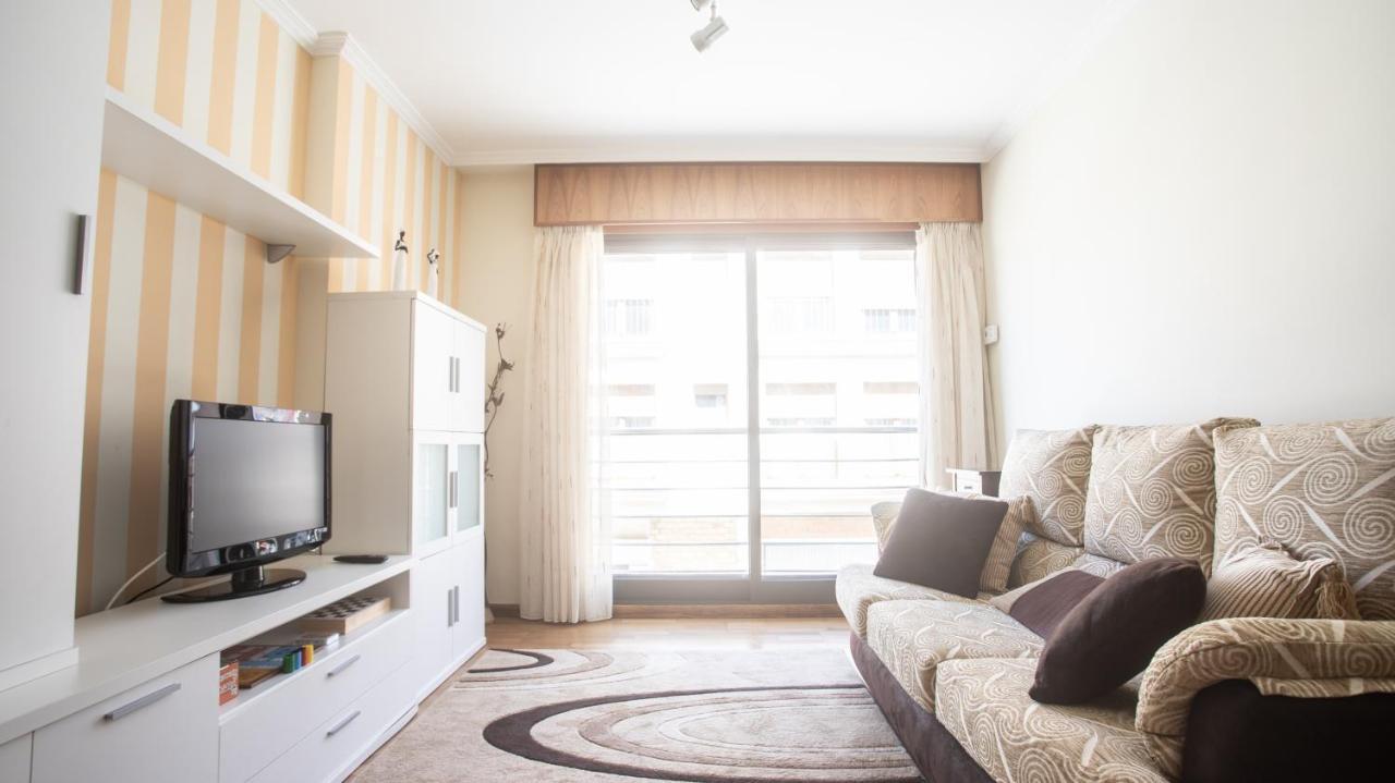 Apartamento En El Centro Con Plaza De Garaje A Guarda Exterior foto